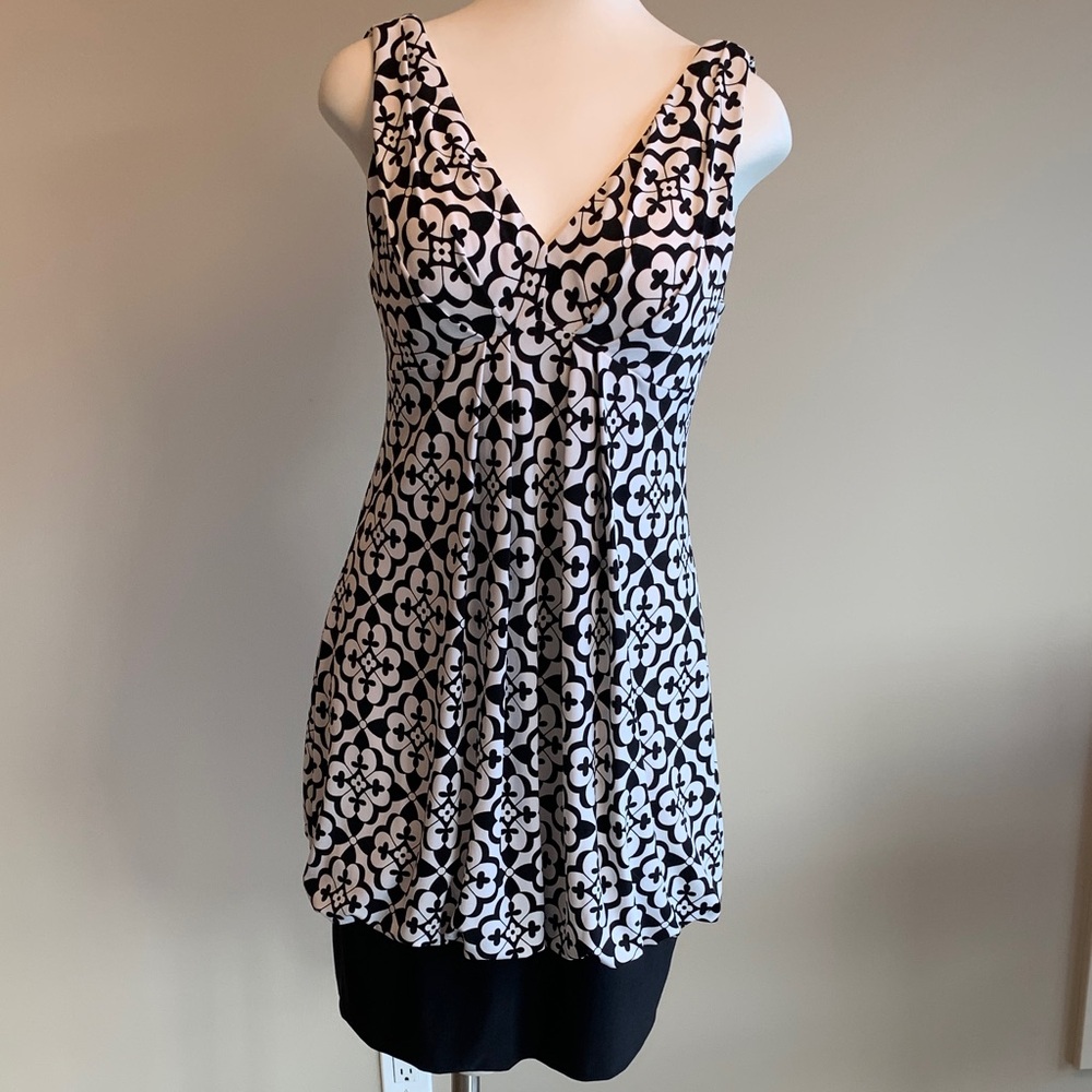 Jessica Howard Black and White Patterned Dress
